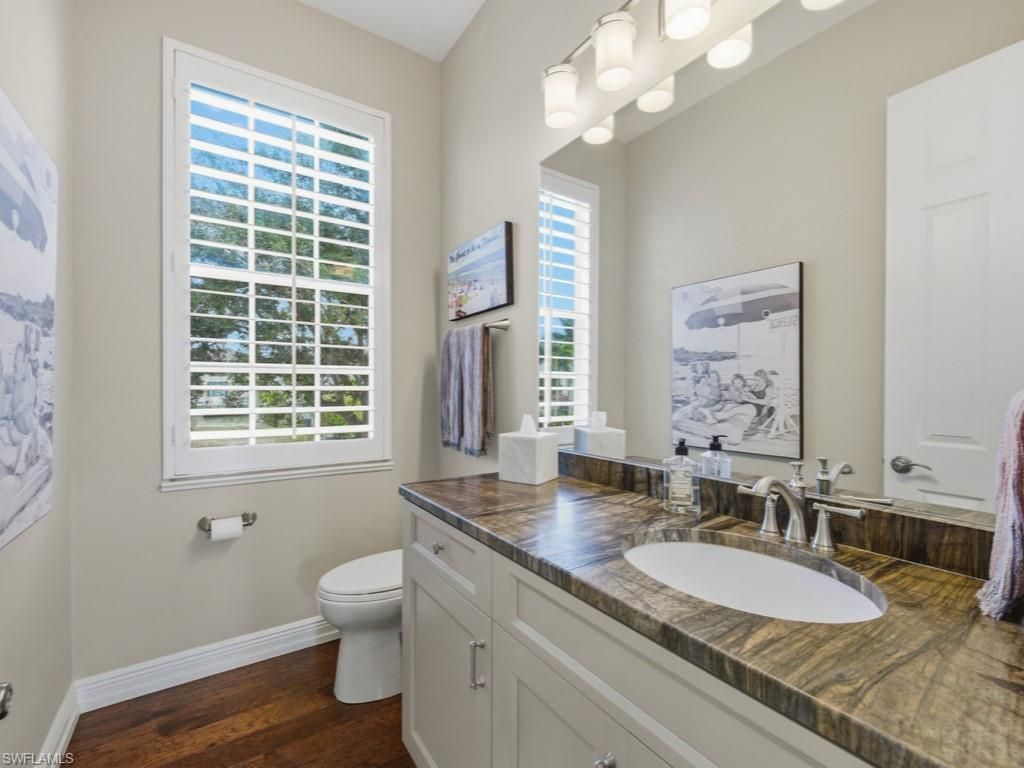 390 Oak Ave, Naples, FL 34108 Photo
