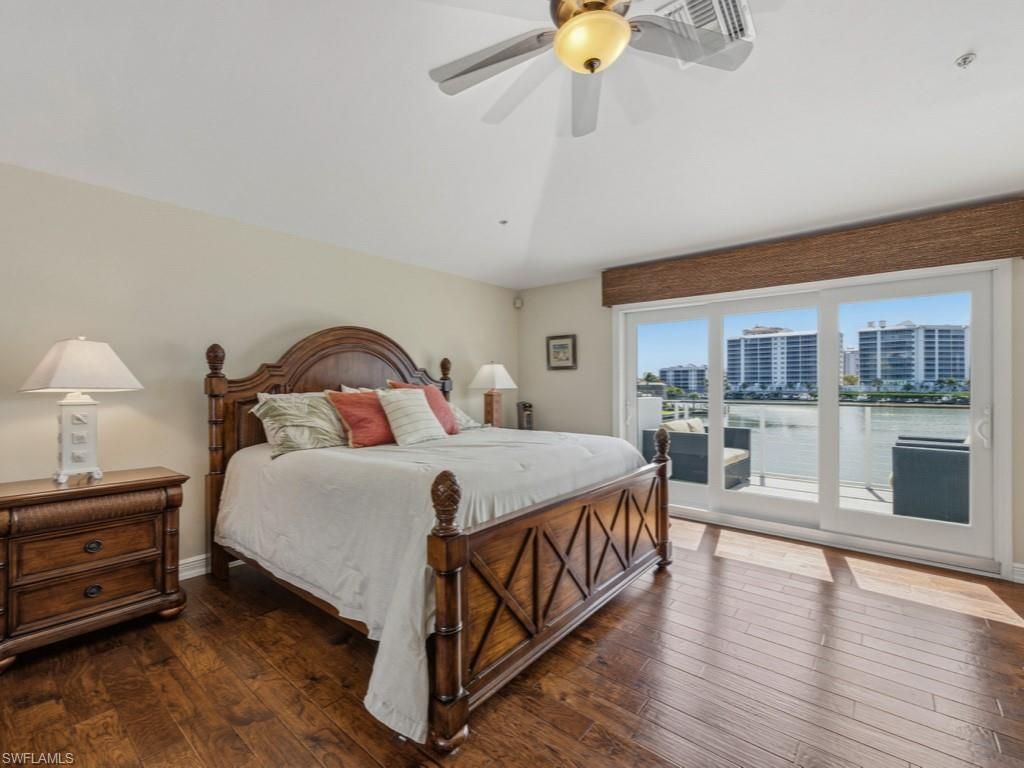 390 Oak Ave, Naples, FL 34108 Photo