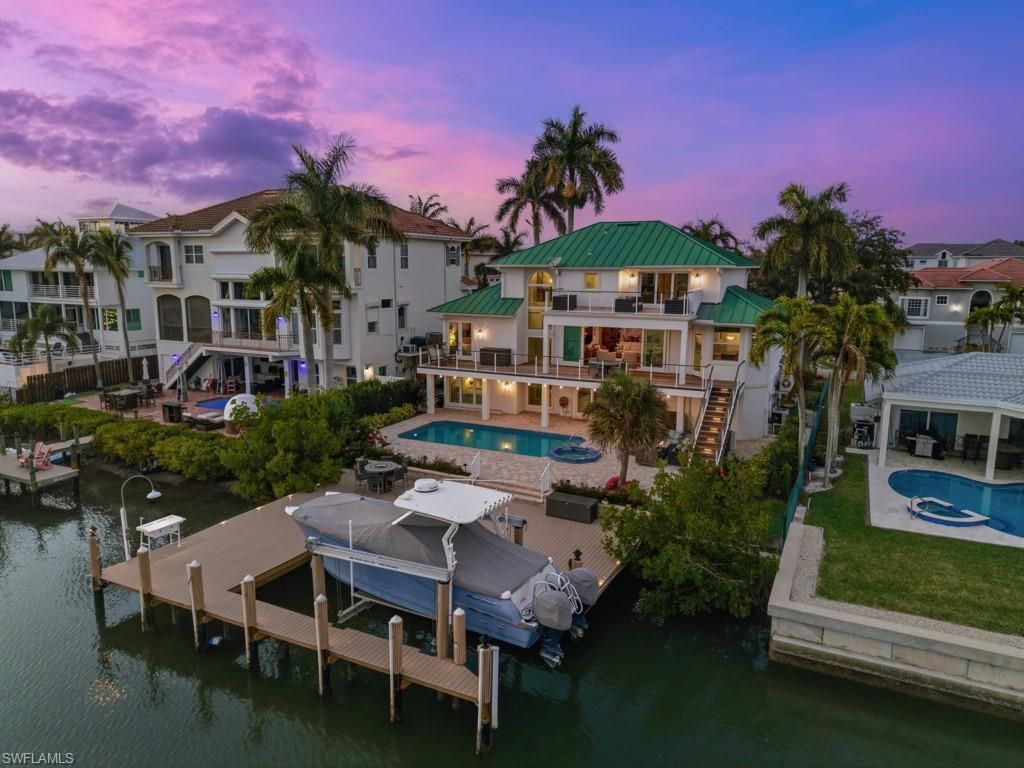 390 Oak Ave, Naples, FL 34108 Photo