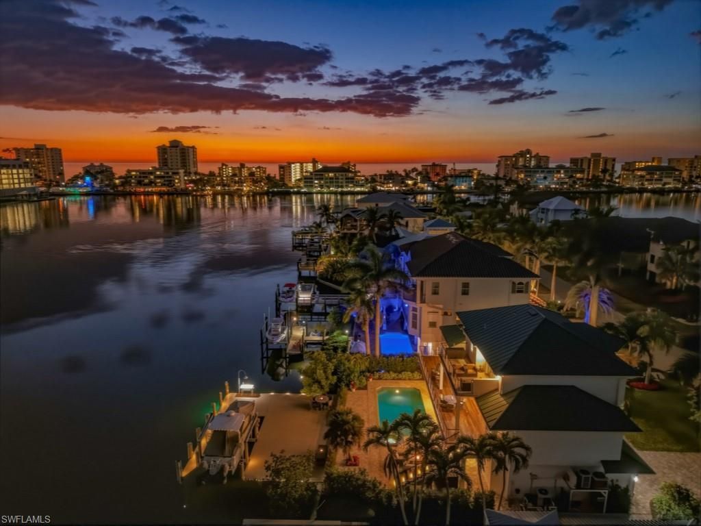390 Oak Ave, Naples, FL 34108 Photo