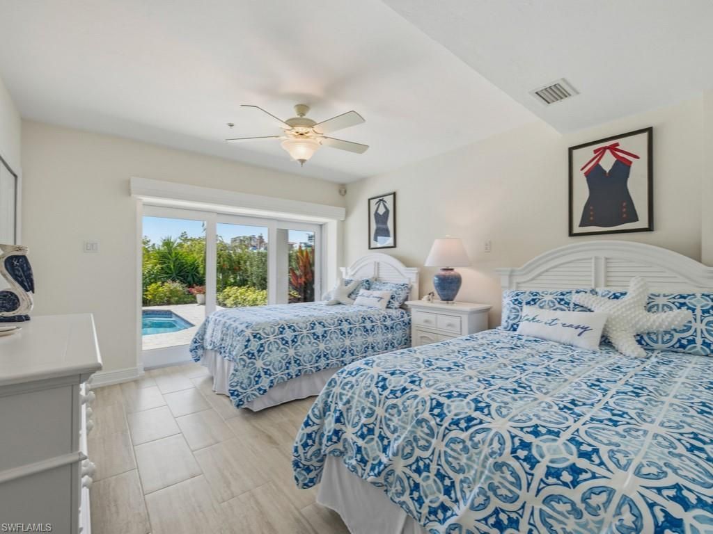 390 Oak Ave, Naples, FL 34108 Photo