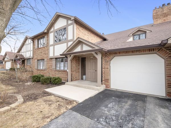 13159 S Westview Drive, Unit 2B, Palos Heights, IL 60463