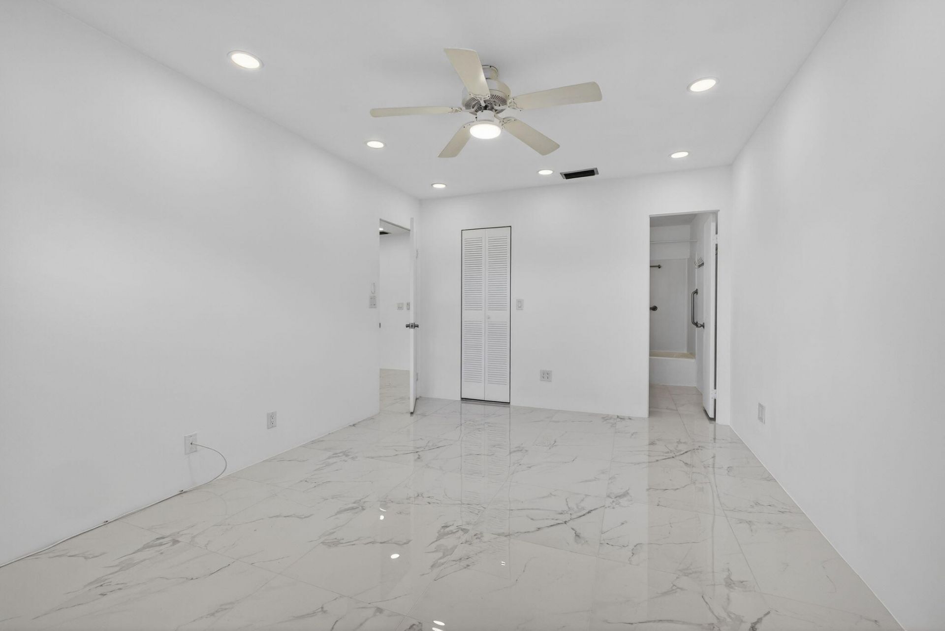105 Lake Irene Drive, West Palm Beach, FL 33411 Photo
