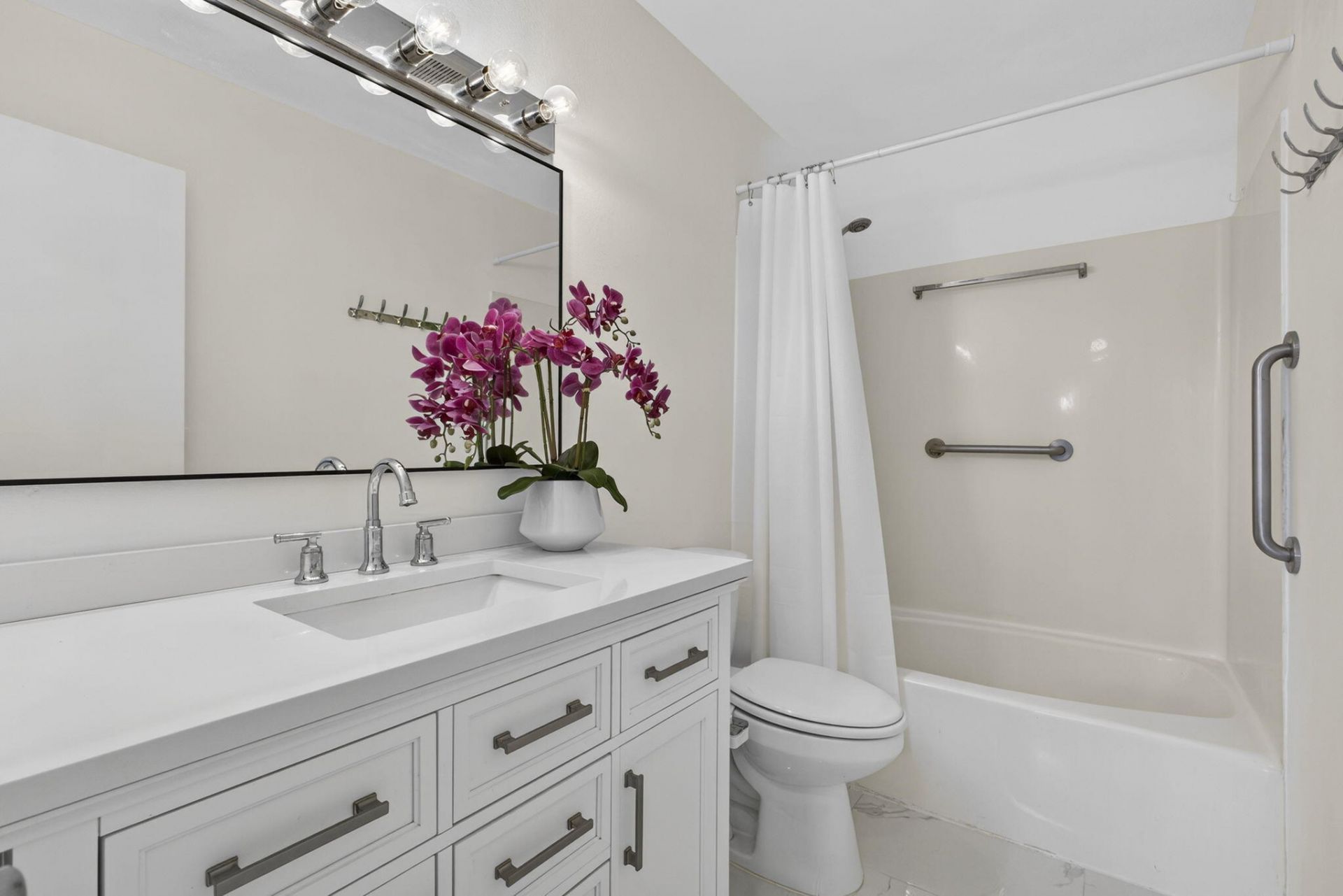 105 Lake Irene Drive, West Palm Beach, FL 33411 Photo