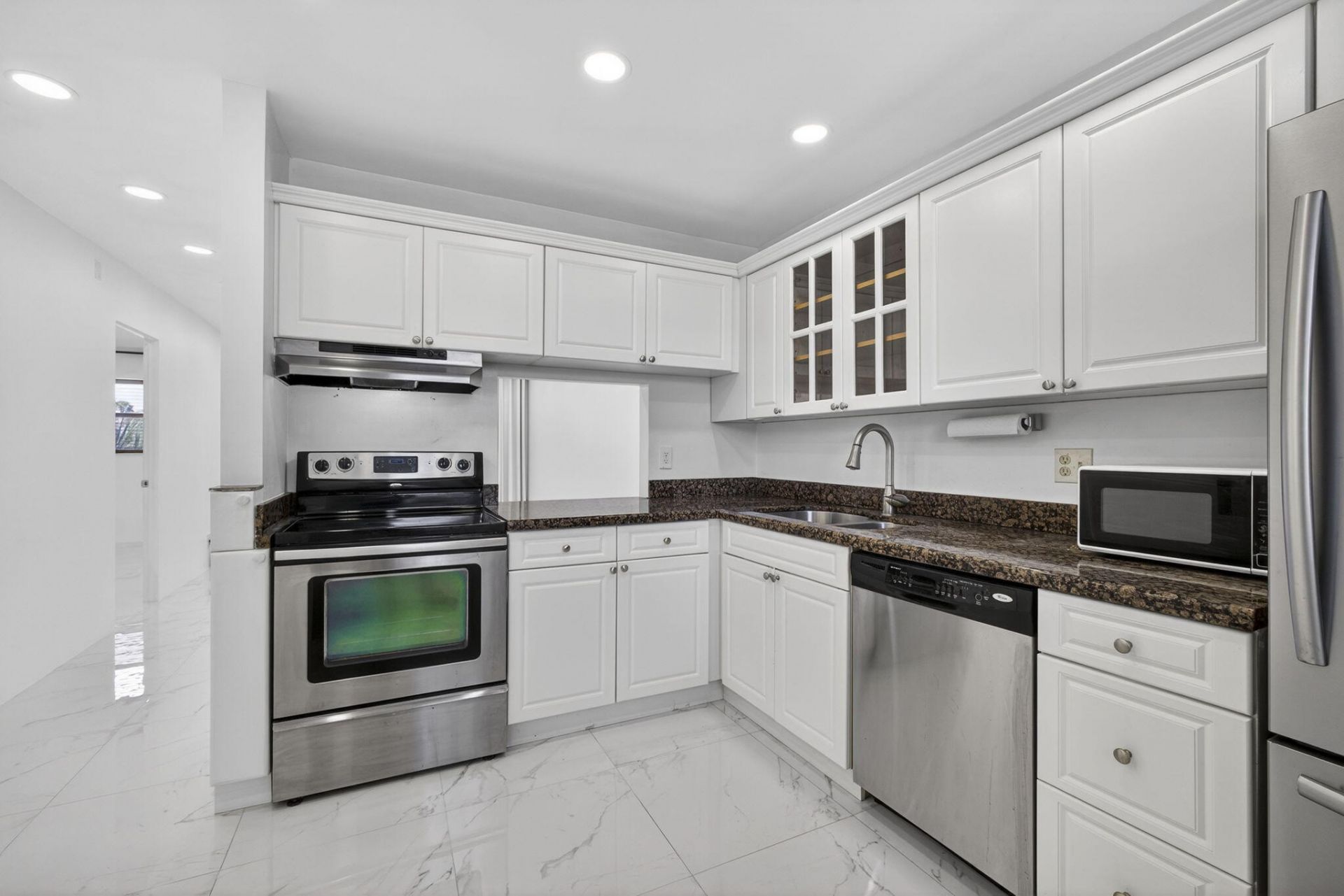 105 Lake Irene Drive, West Palm Beach, FL 33411 Photo
