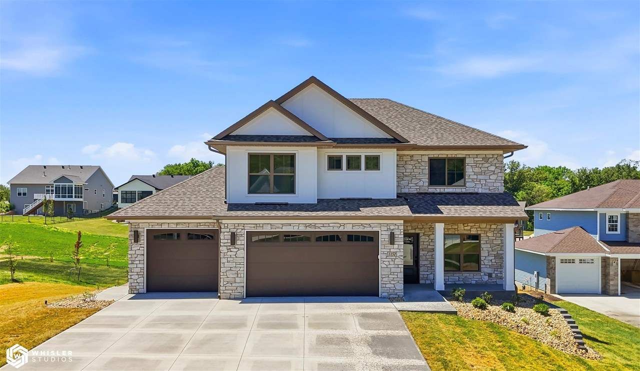 1152 Kona Cir, Coralville, IA 52241 Main Photo