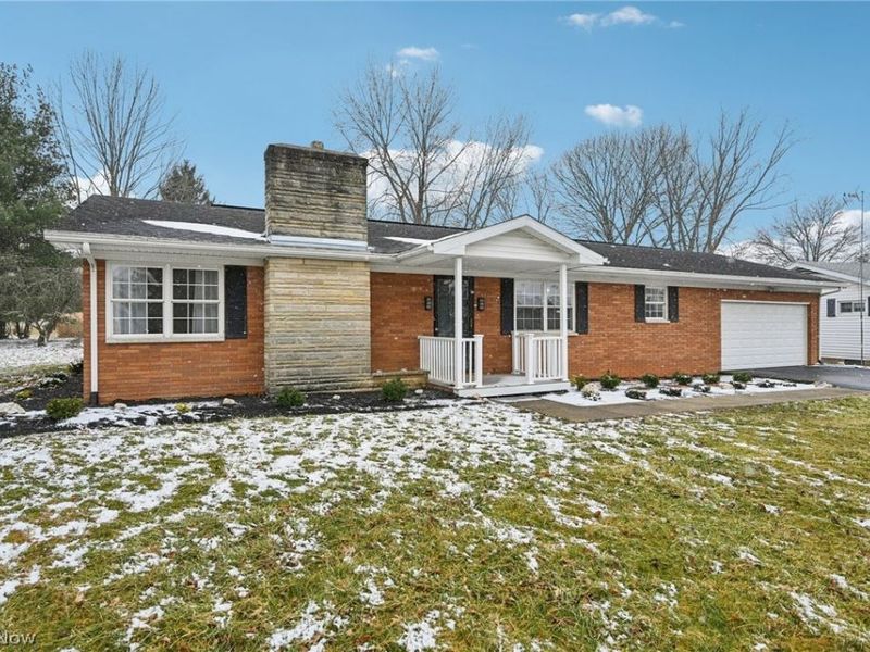 1050 Lake View Drive, Zanesville, OH 43701 Photo 1