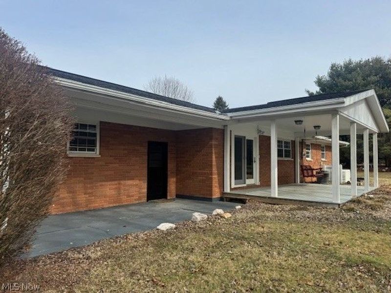 1050 Lake View Drive, Zanesville, OH 43701 Photo 41