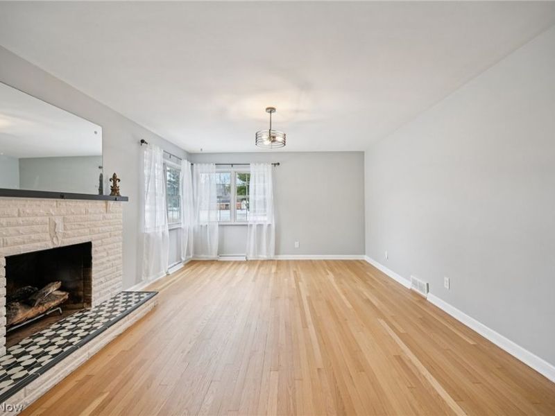 1050 Lake View Drive, Zanesville, OH 43701 Photo 6