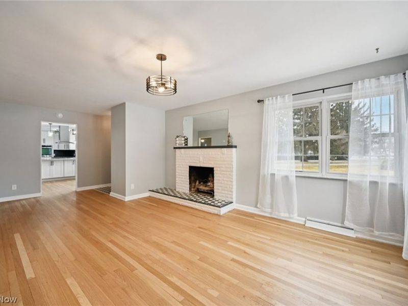 1050 Lake View Drive, Zanesville, OH 43701 Photo 7