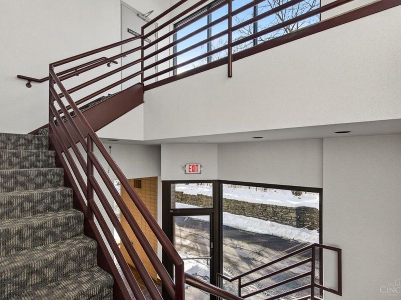 3443 Edwards Road, Cincinnati, OH 45208 Photo 16