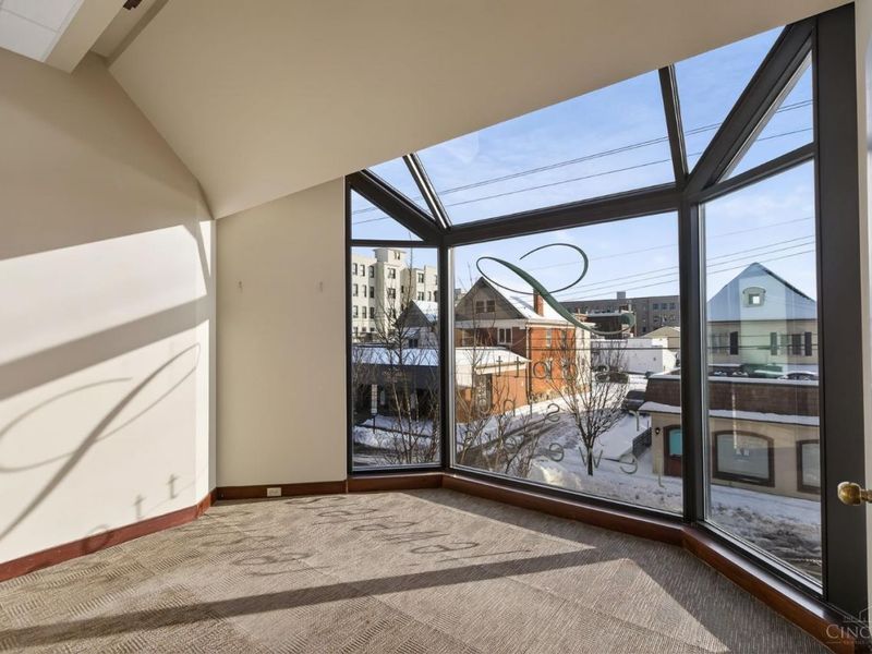 3443 Edwards Road, Cincinnati, OH 45208 Photo 7