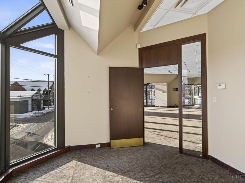3443 Edwards Road, Cincinnati, OH 45208 Photo 8