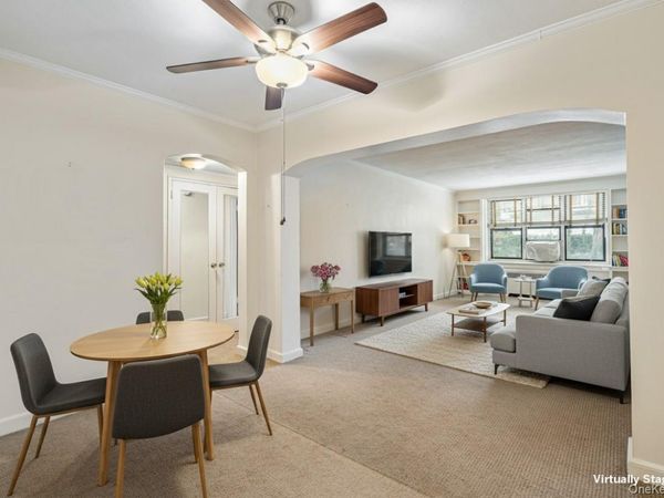 2 Townhouse Place, Unit 2L, Great Neck, NY 11021