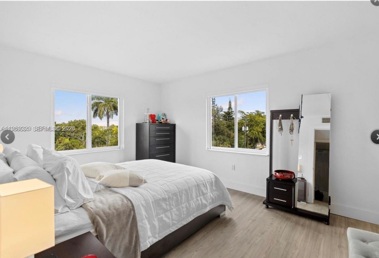 2530 SW 3rd Ave , Unit 305, Miami, FL 33129 Photo