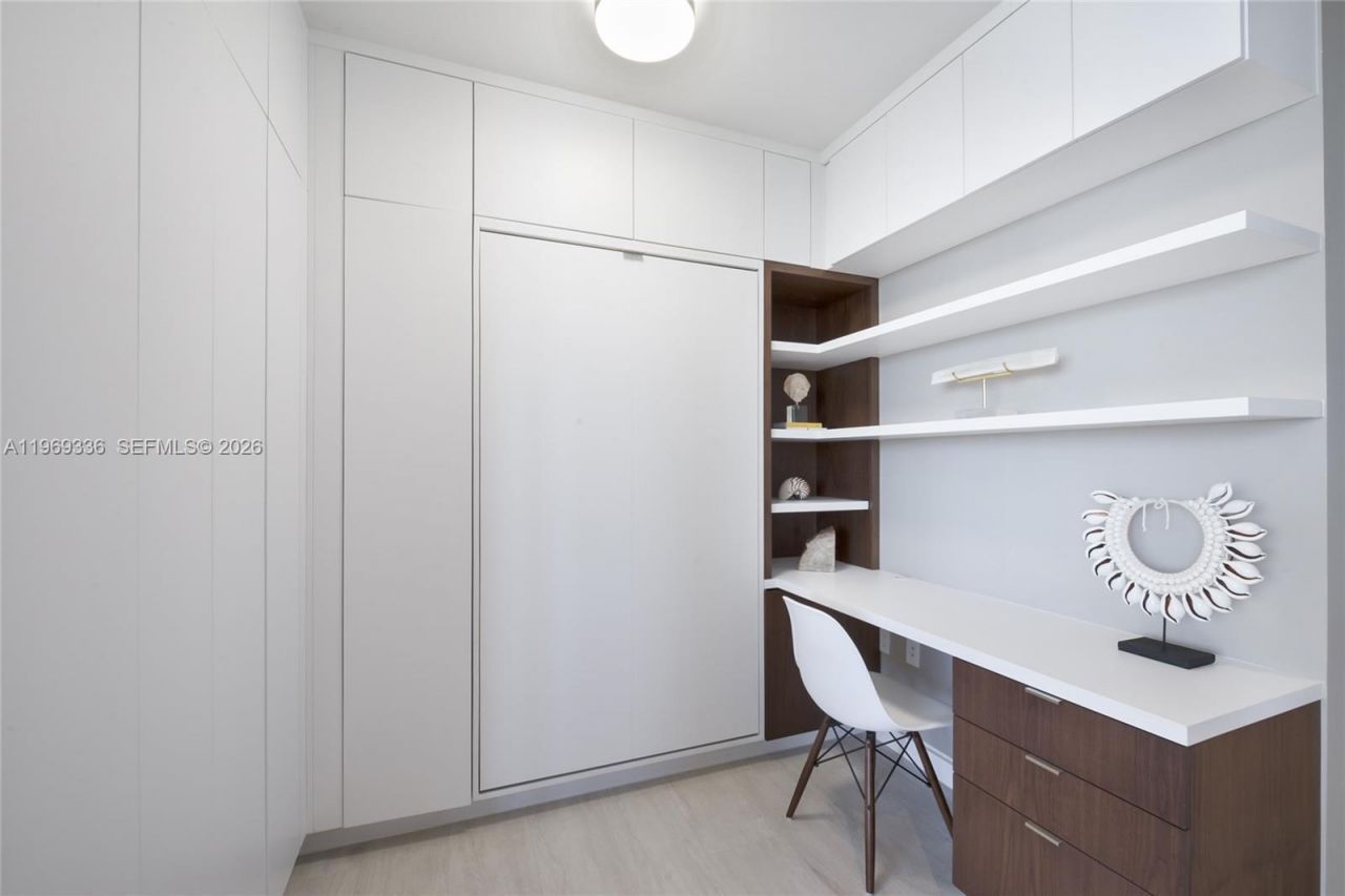 2831 S Bayshore Dr, Unit 1505, Miami, FL 33133 Photo