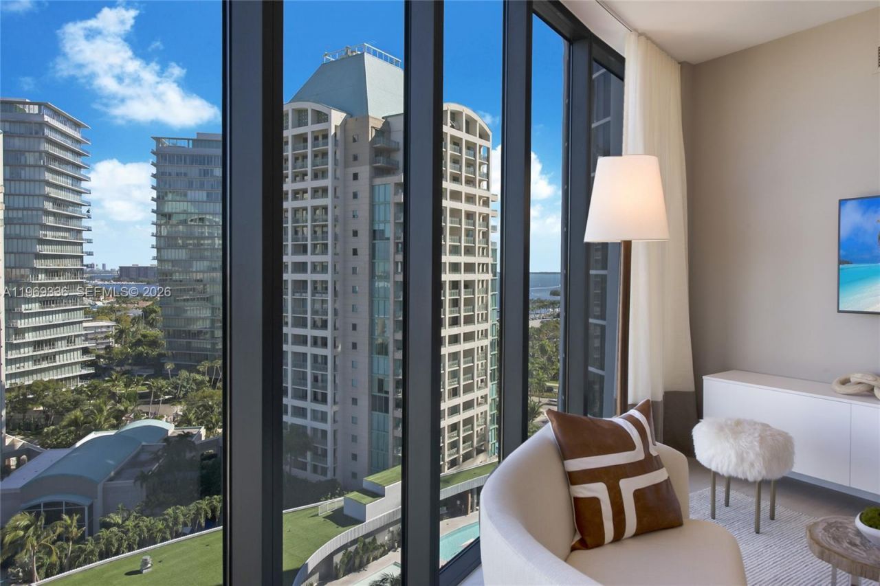 2831 S Bayshore Dr, Unit 1505, Miami, FL 33133 Photo