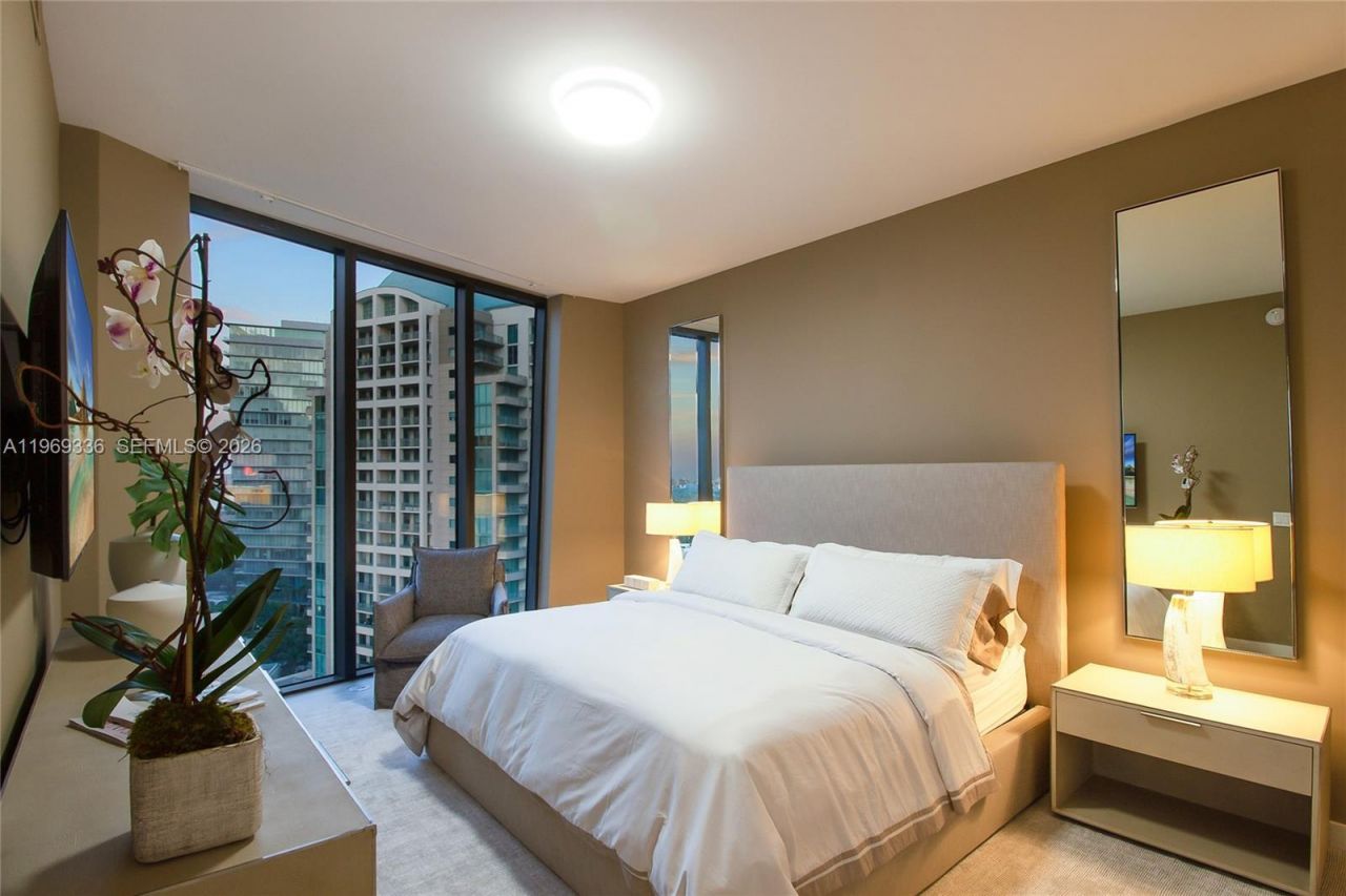 2831 S Bayshore Dr, Unit 1505, Miami, FL 33133 Photo