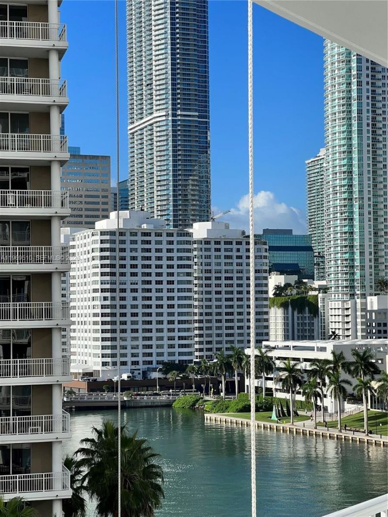 801 Brickell Key Blvd, Unit 809, Miami, FL 33131 Photo