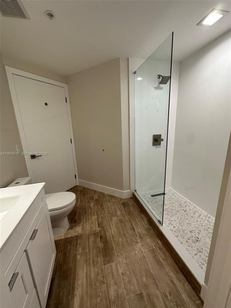 801 Brickell Key Blvd, Unit 809, Miami, FL 33131 Photo
