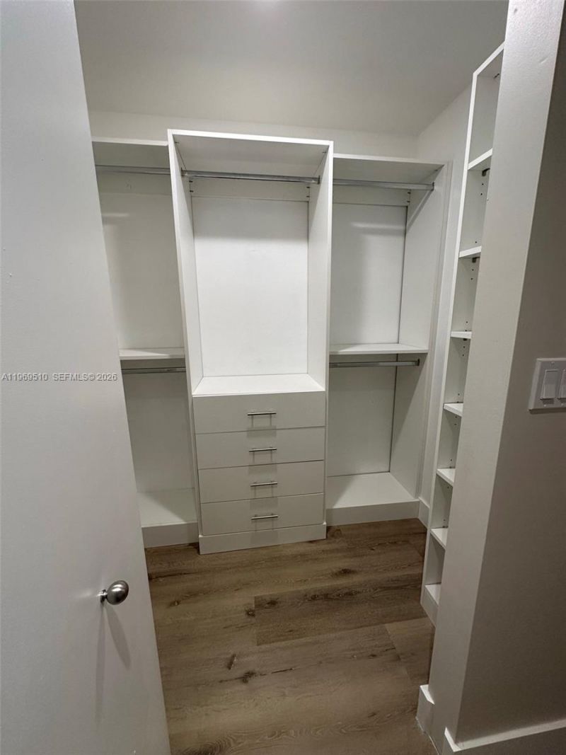 801 Brickell Key Blvd, Unit 809, Miami, FL 33131 Photo