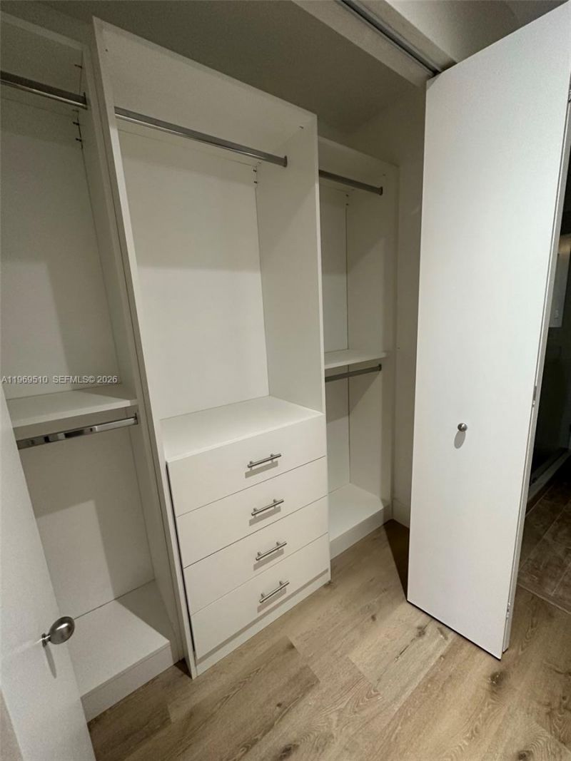 801 Brickell Key Blvd, Unit 809, Miami, FL 33131 Photo