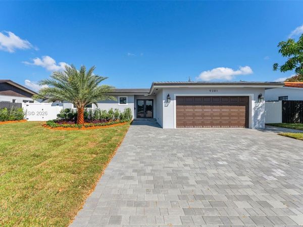 9381 SW 62nd St, Miami, FL 33173