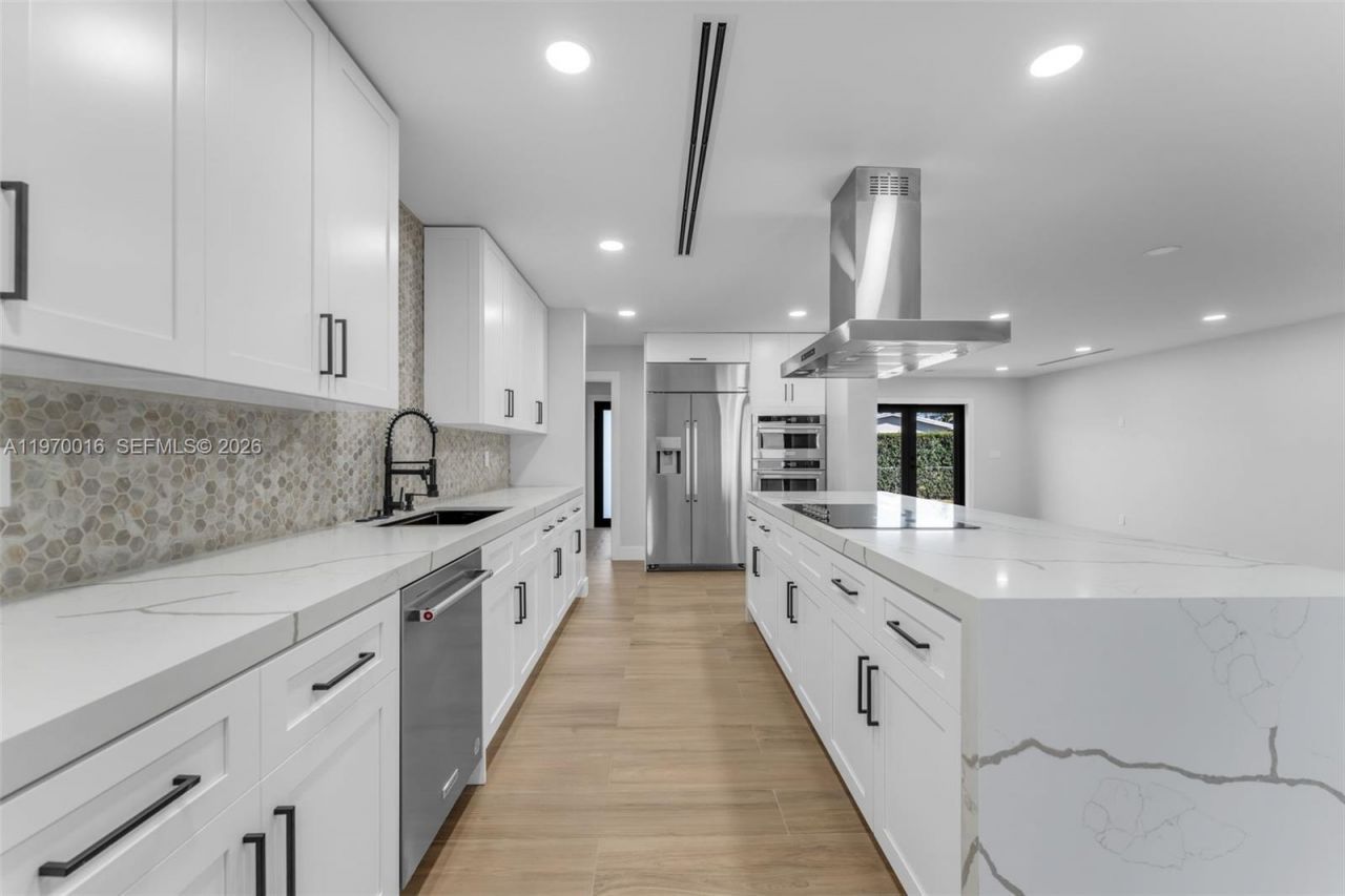 9381 SW 62nd St, Miami, FL 33173 Photo