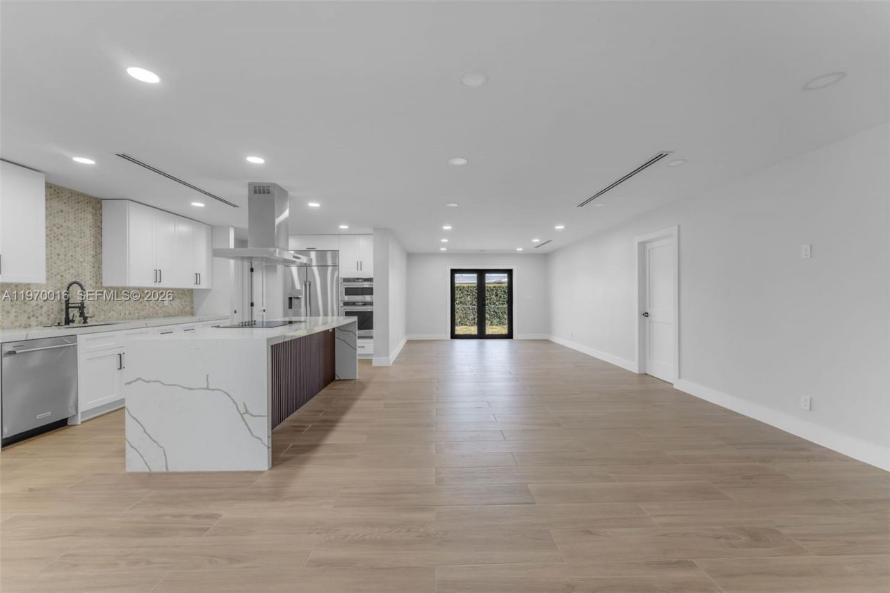 9381 SW 62nd St, Miami, FL 33173 Photo