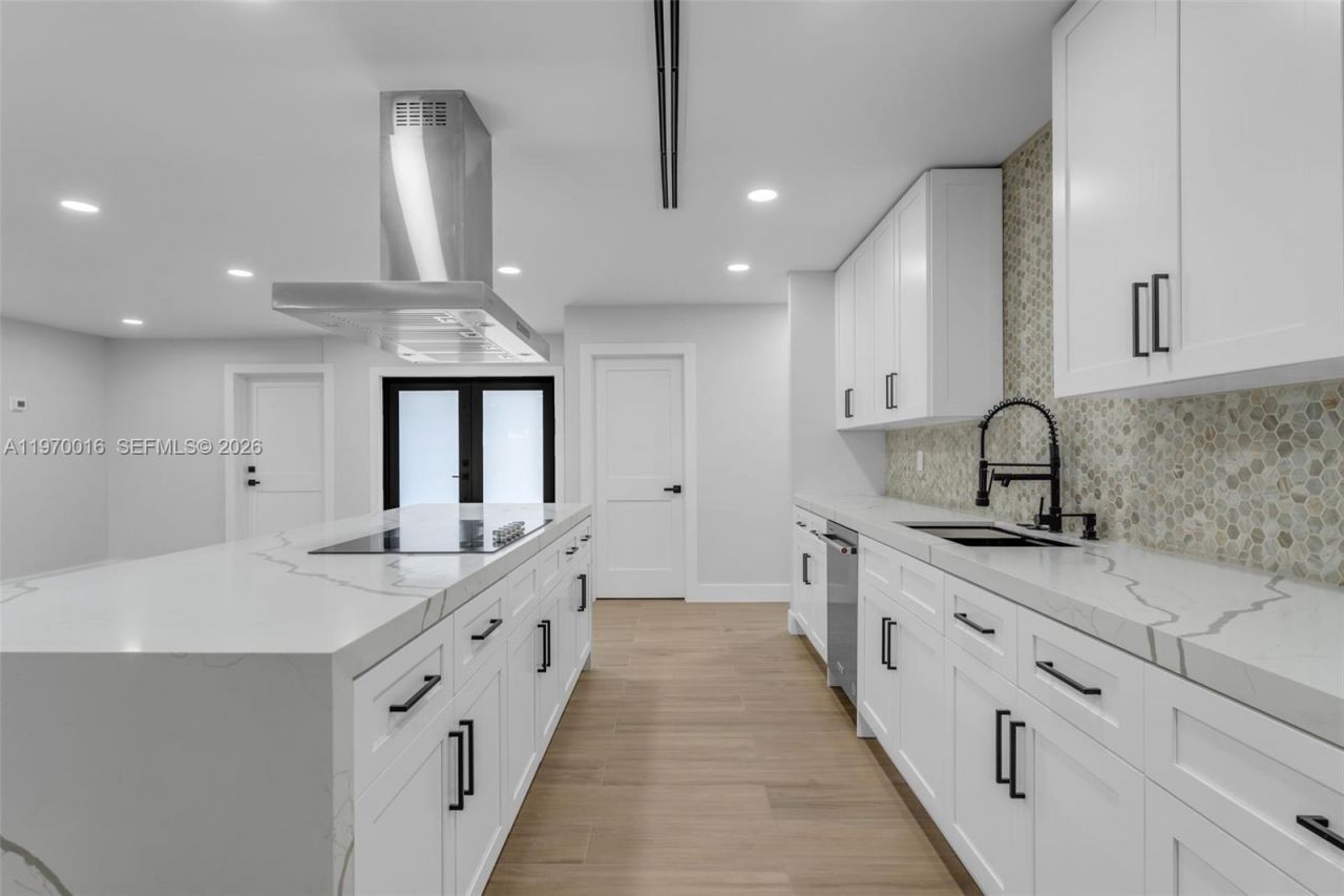 9381 SW 62nd St, Miami, FL 33173 Photo