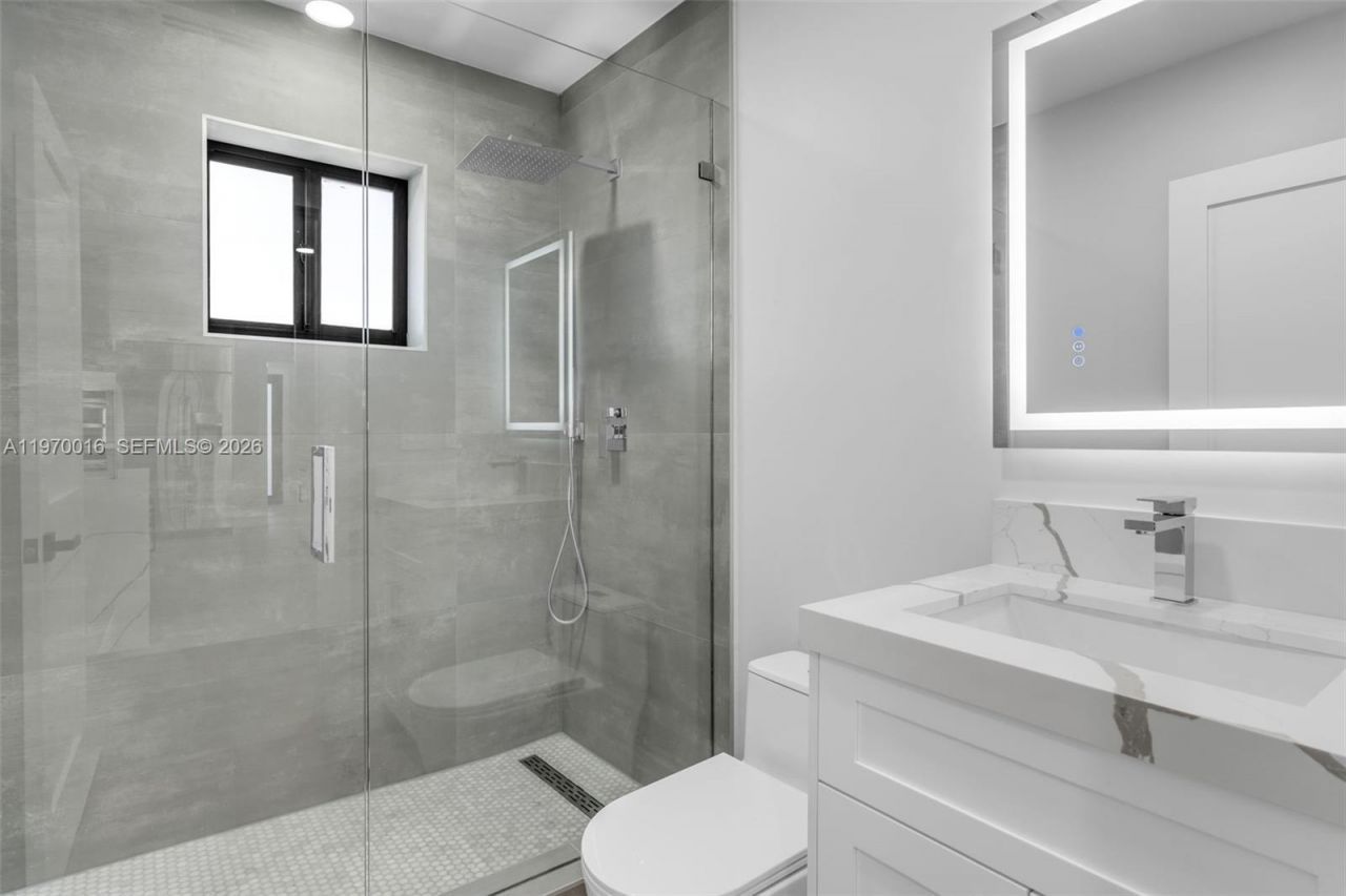 9381 SW 62nd St, Miami, FL 33173 Photo