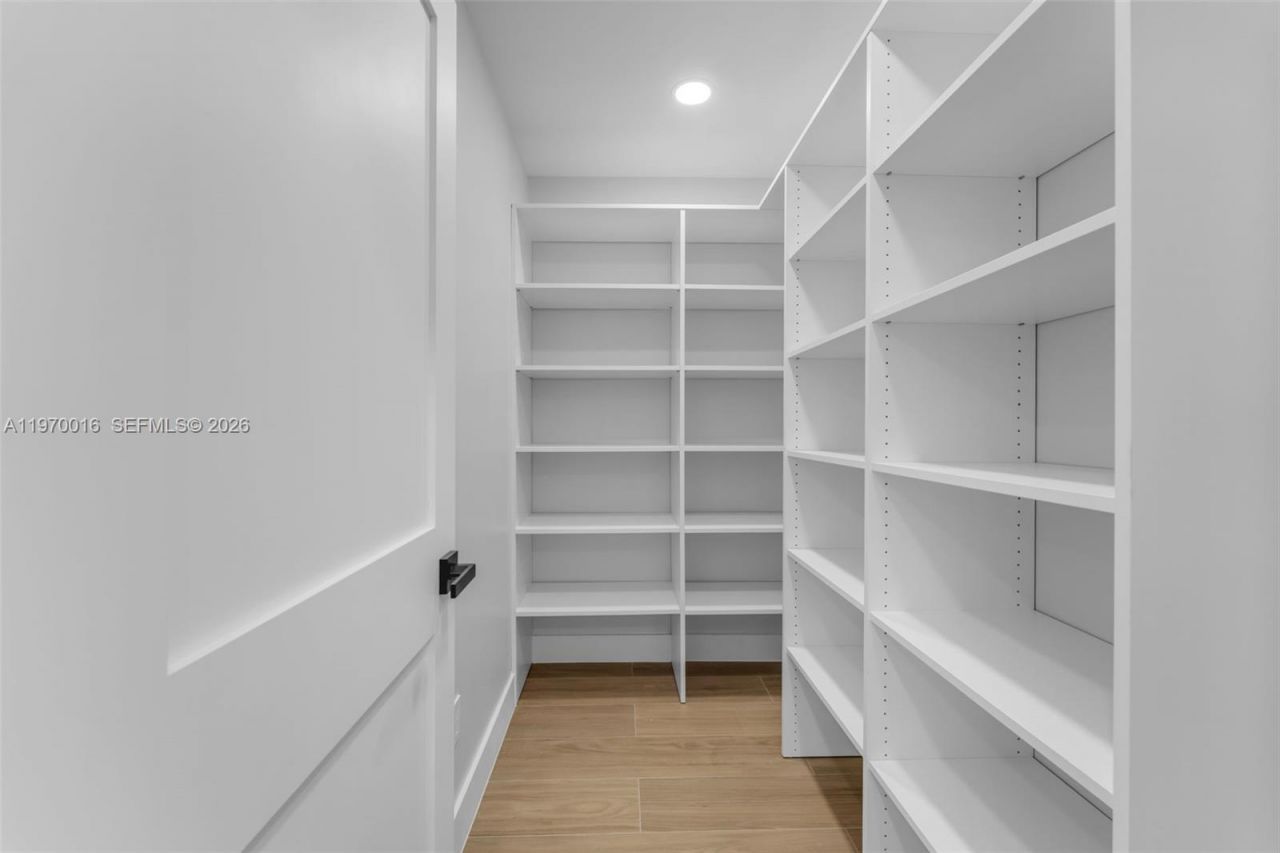 9381 SW 62nd St, Miami, FL 33173 Photo