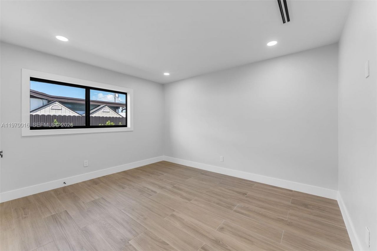 9381 SW 62nd St, Miami, FL 33173 Photo