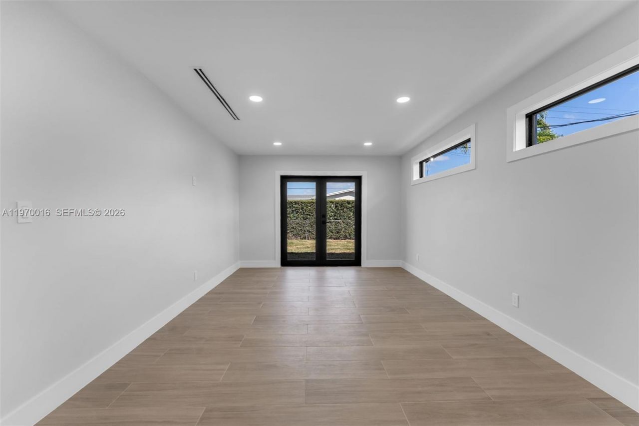 9381 SW 62nd St, Miami, FL 33173 Photo