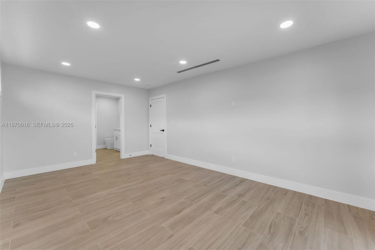 9381 SW 62nd St, Miami, FL 33173 Photo