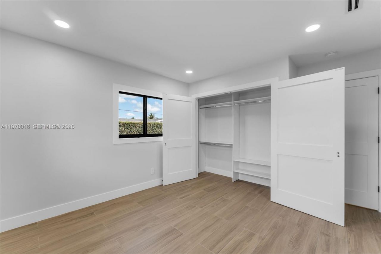 9381 SW 62nd St, Miami, FL 33173 Photo