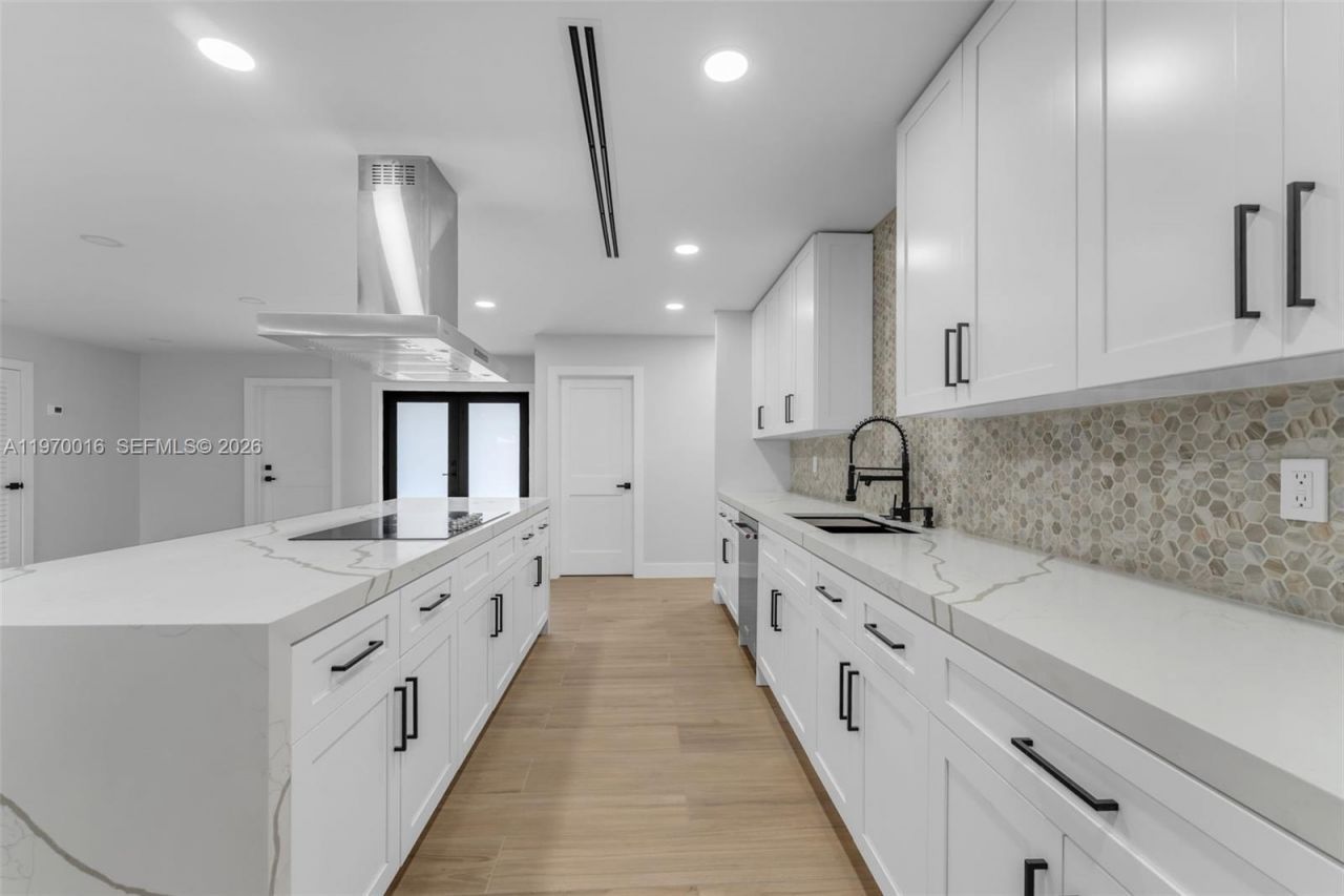 9381 SW 62nd St, Miami, FL 33173 Photo