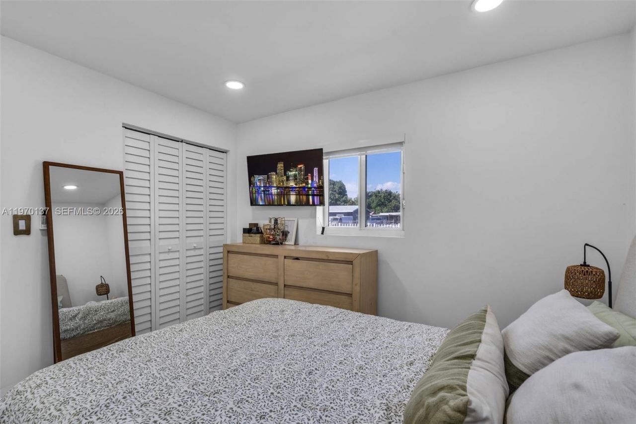 2020 NW 83rd Ter , Miami, FL 33147 Photo