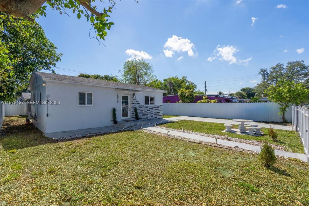 2020 NW 83rd Ter , Miami, FL 33147 Photo