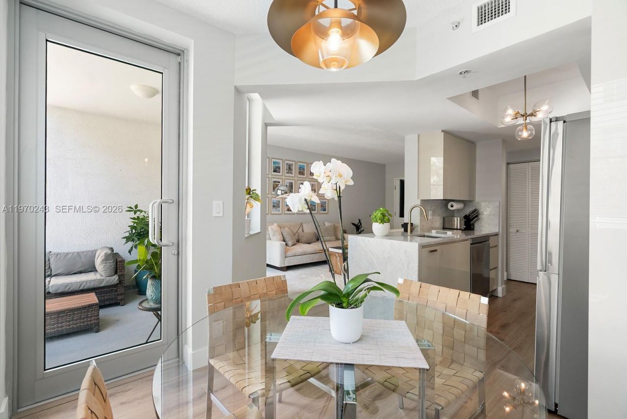 110 Washington Ave , Unit 1316, Miami Beach, FL 33139 Photo