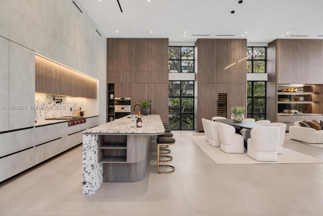 549 NE 95th St, Miami Shores, FL 33138 Photo