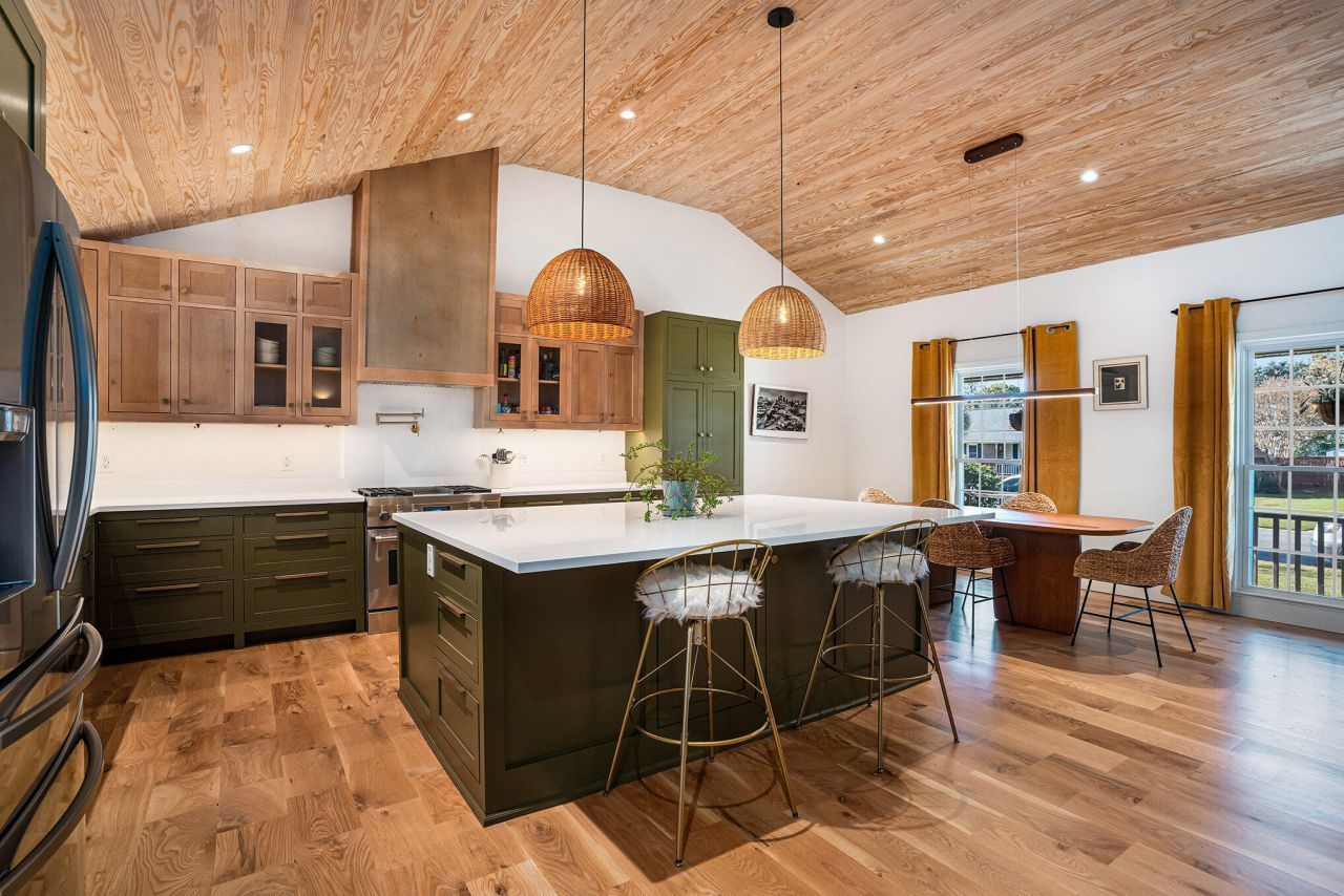 2923 Sugarbush Way Photo 1