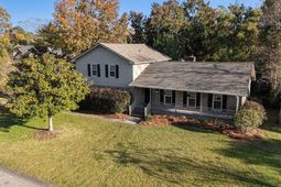 2923 Sugarbush Way photo 4