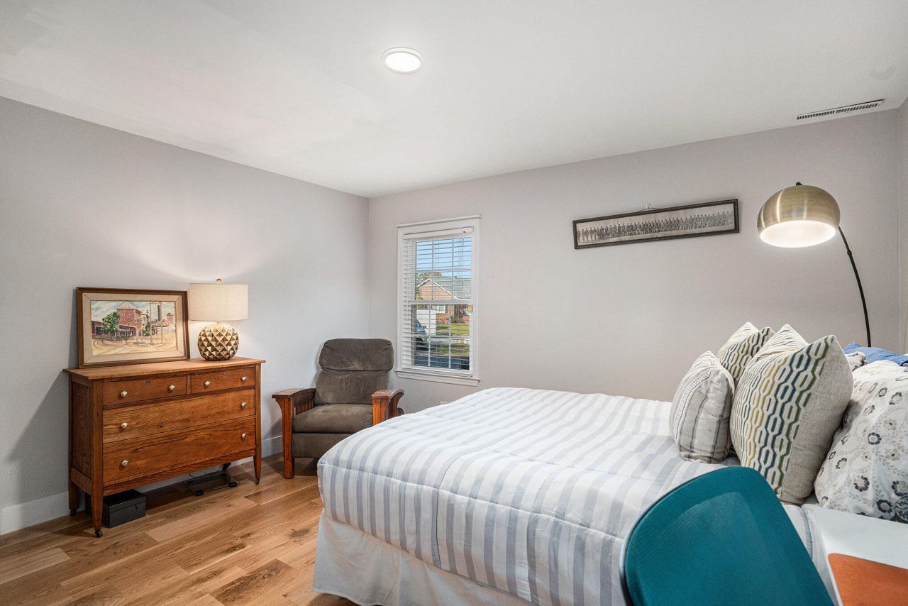 2923 Sugarbush Way Photo 24