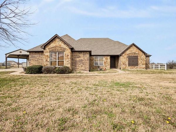 532 Hubbard Circle, Nevada, TX 75173