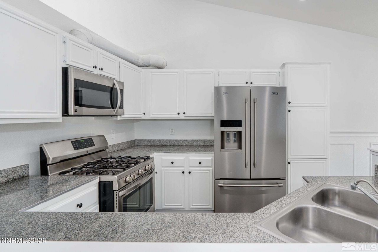 8000 Monterey Shores Drive, Reno, NV 89506 Photo