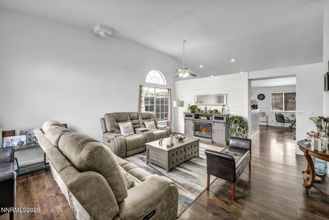 8000 Monterey Shores Drive, Reno, NV 89506 Photo