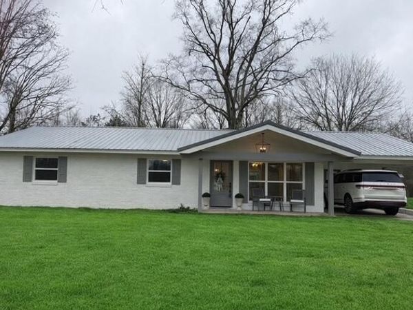 4135 TOXISH ROAD, Pontotoc, MS 38863