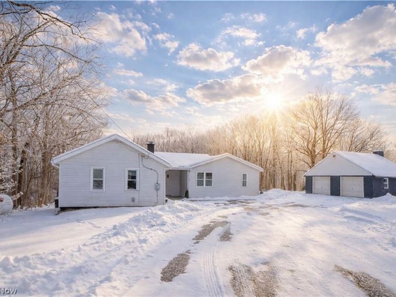 5429 Grove Road, Clinton, OH 44216 Photo 1