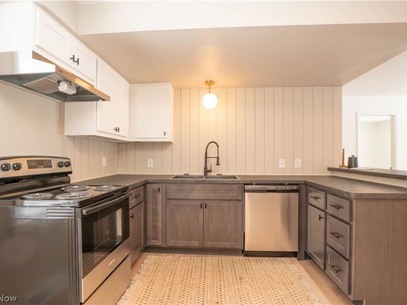 5429 Grove Road, Clinton, OH 44216 Photo 10